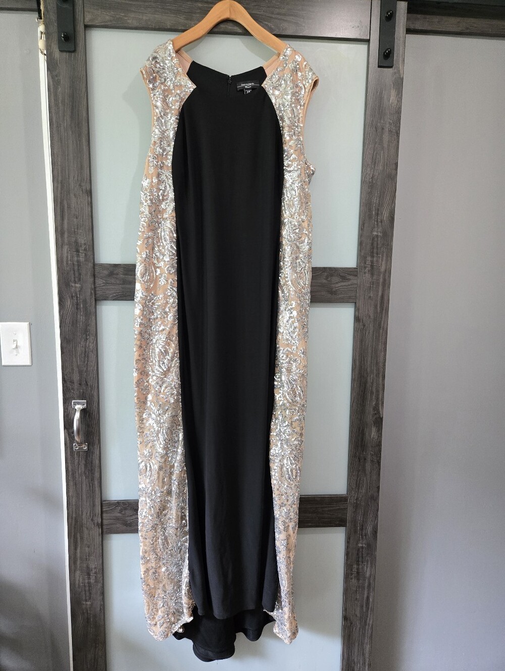 R & M Richards Black Nude Lace Silver Sequins Gown Size 22W